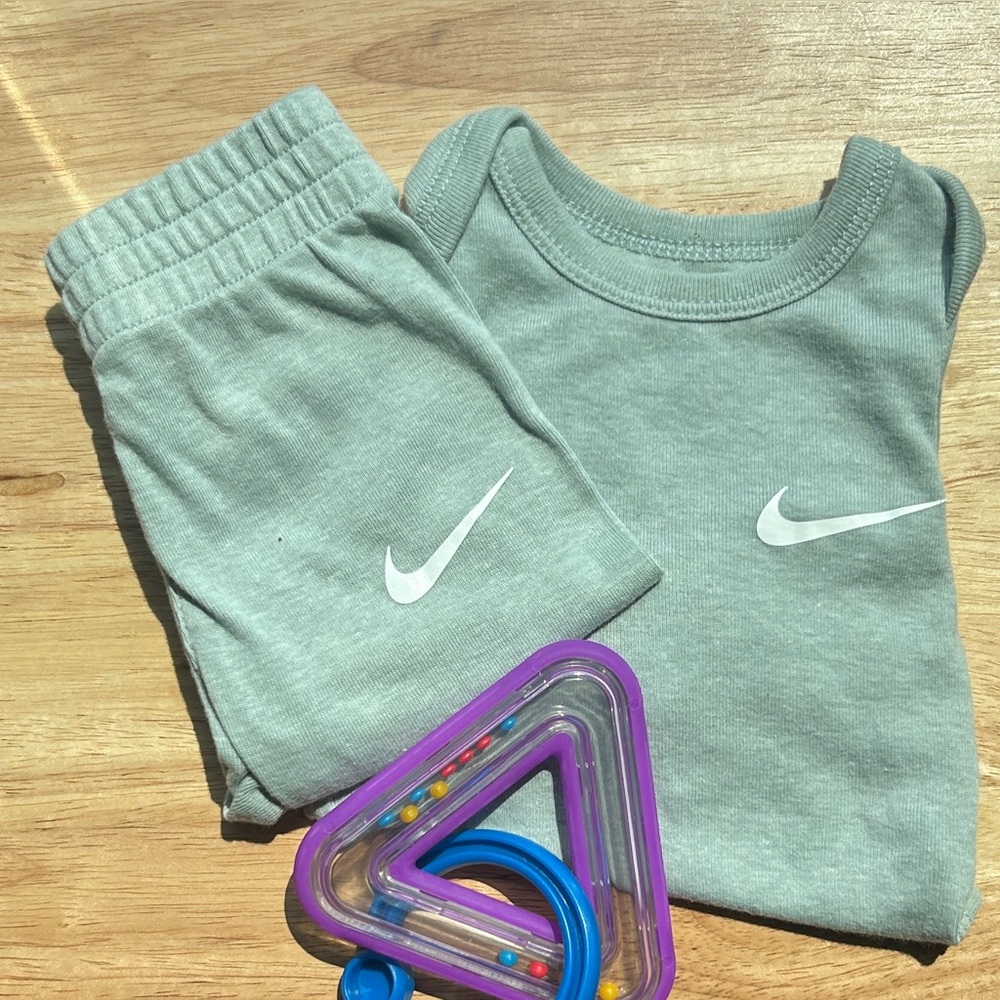 Newborn Nike Set ✅